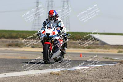 media/Sep-01-2025-Lets Ride (Mon) [[4370d11284]]/B Group/1220pm (Wheelie Bump)/